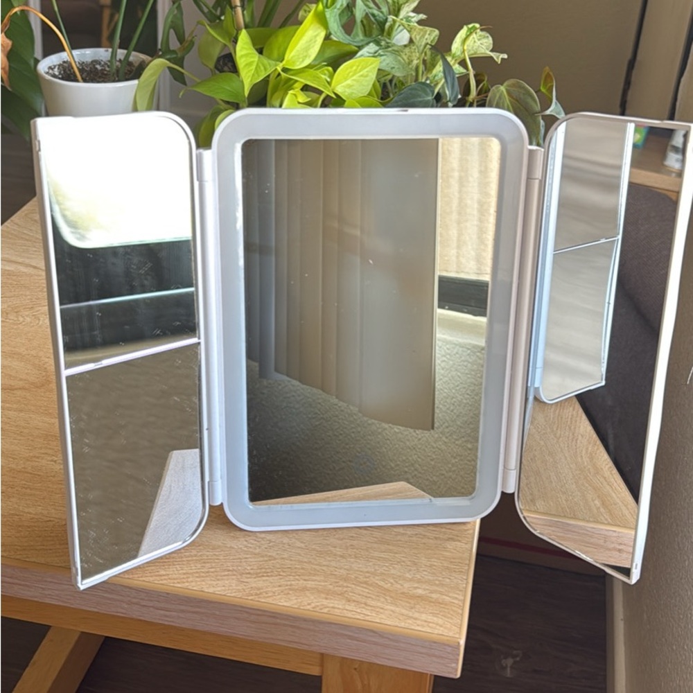 LED Vanity Mirror